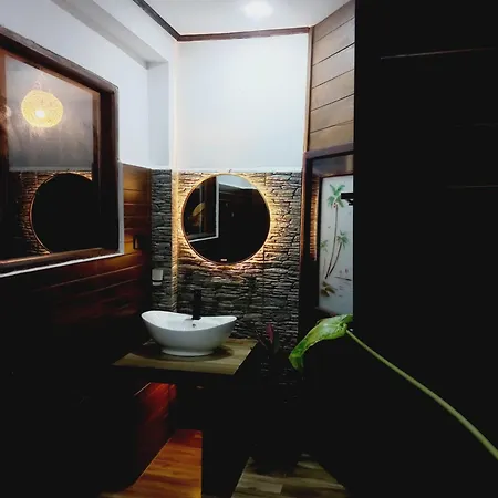 The Jungle Cabin Ella Exterior photo